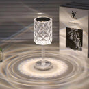 Luminária Abajur de Mesa Cristalina Touch em Led